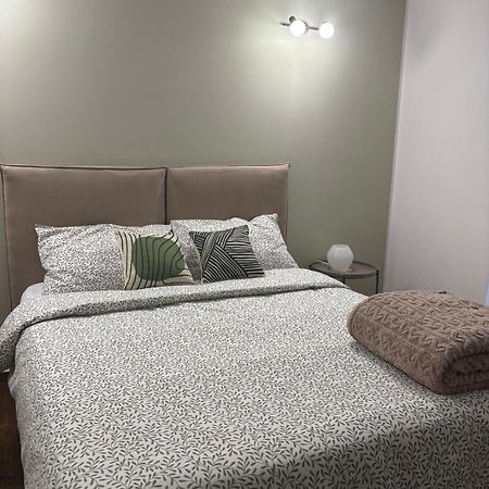 Апартаменты Sicily Loft Living 3 Катания Экстерьер фото
